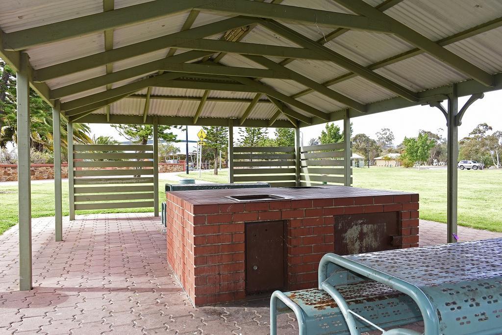 Travelway Motel Port Pirie Bagian luar foto