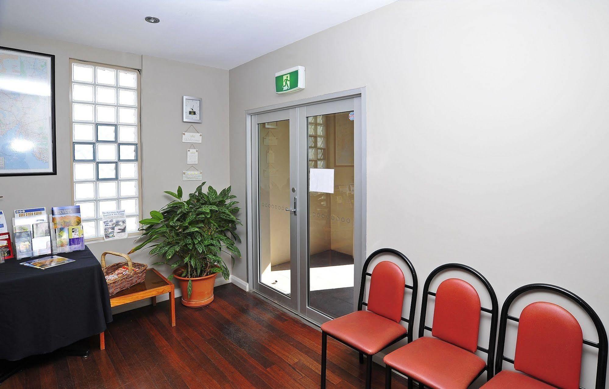 Travelway Motel Port Pirie Bagian luar foto